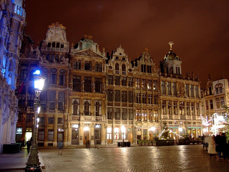 Night view of Brussels Grand Place