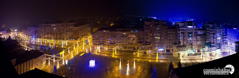 night view of city square