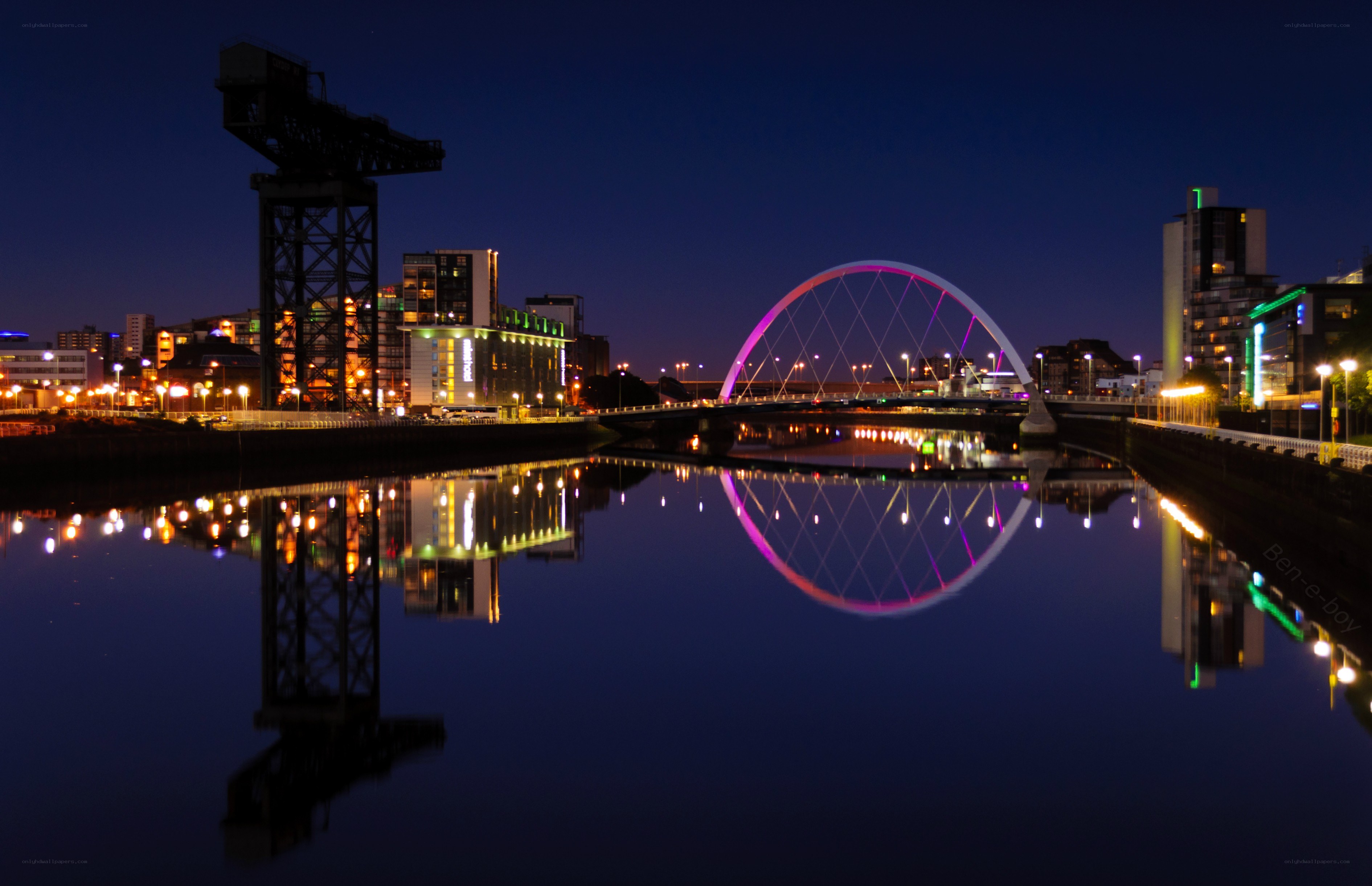 Night view of Clyde Arc bridge