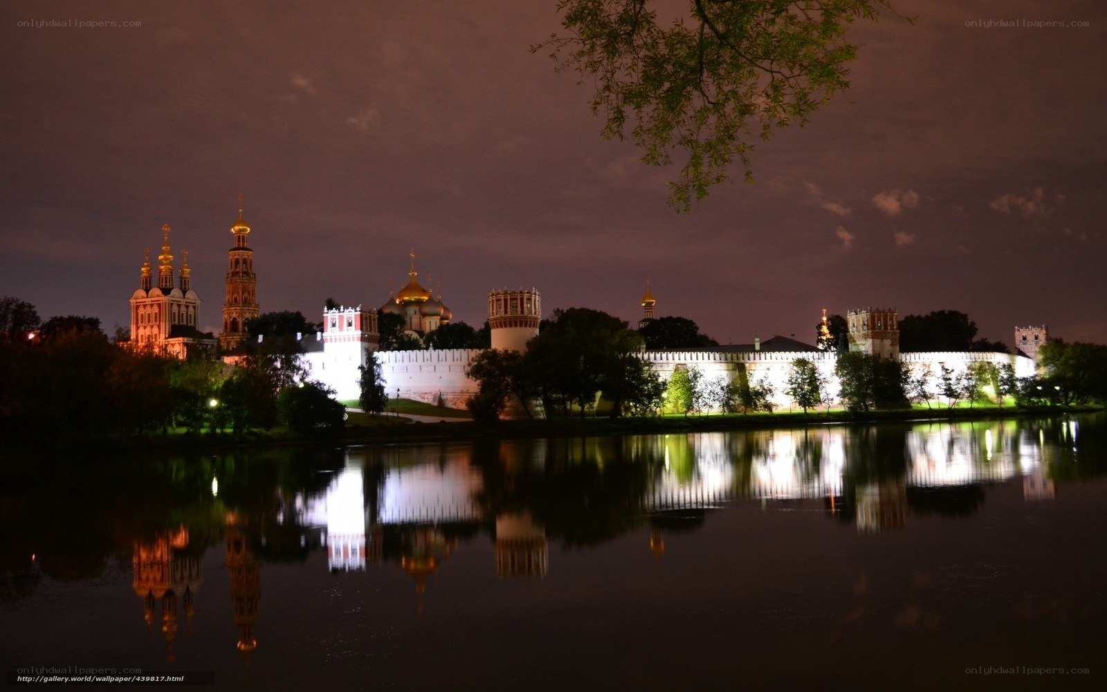 Night view of Kremlin