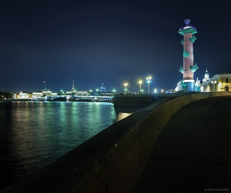 Night view of the Rostral Columns