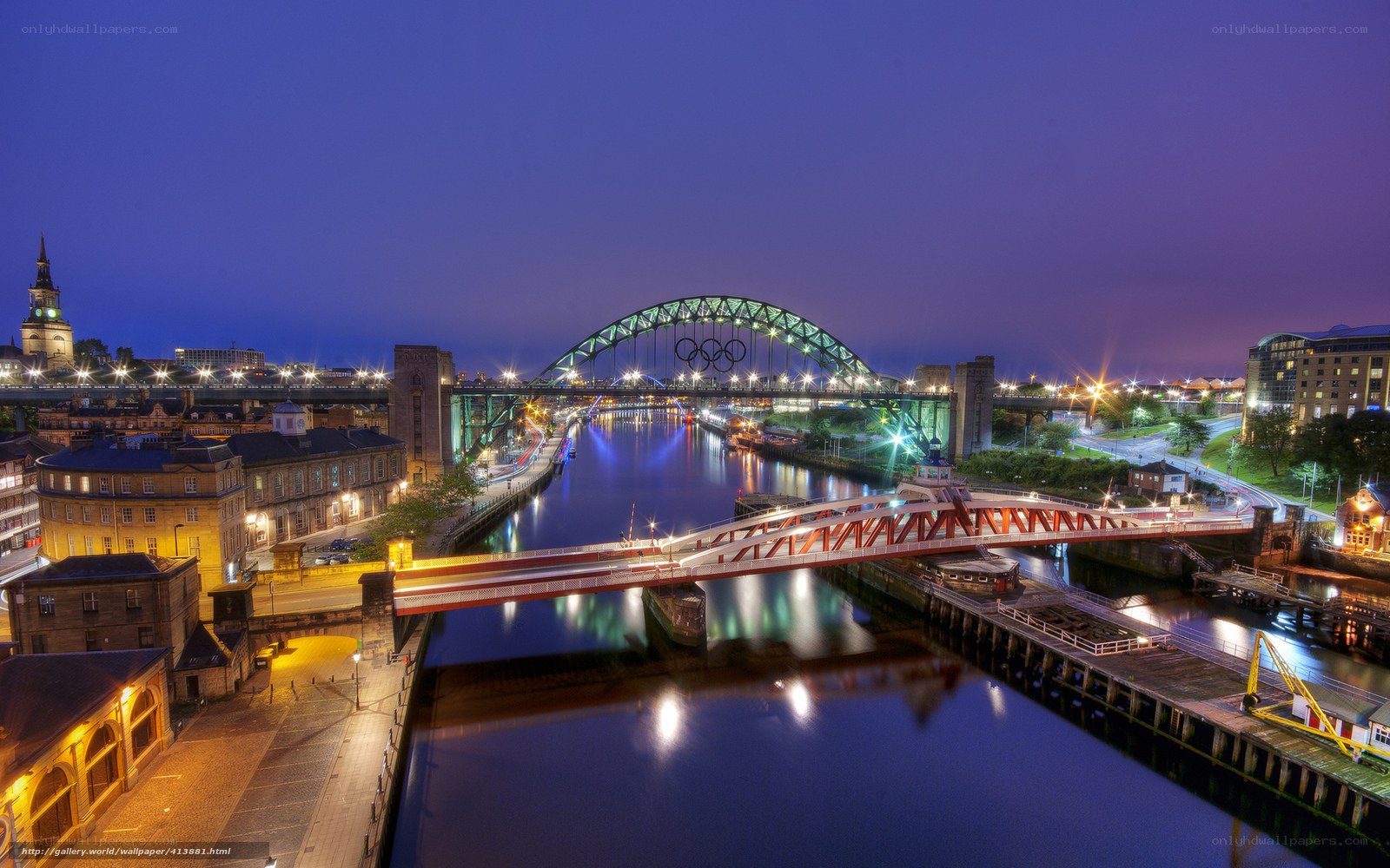 Night view of Tyne Bridge