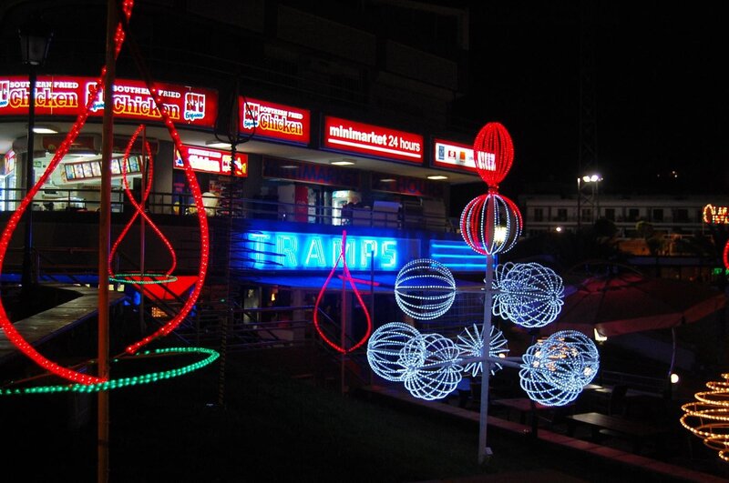 Nighttime lights at a food court