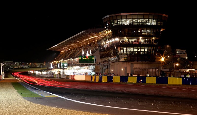 Nighttime race at Circuit de la Sarthe