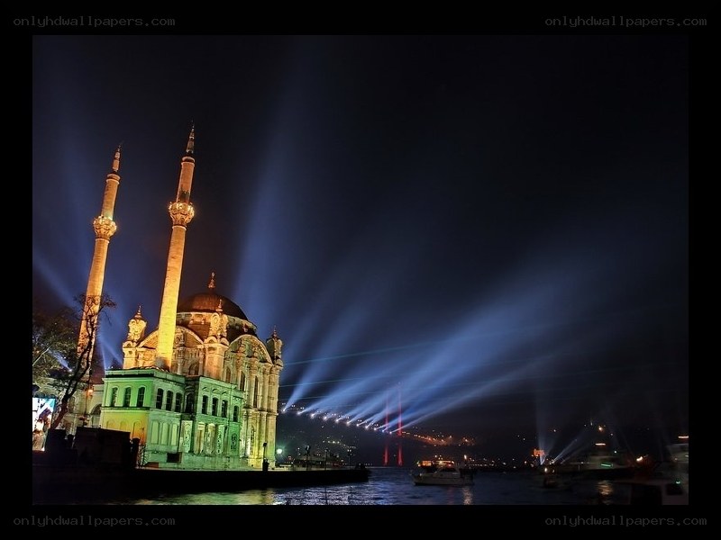 Nighttime view of a mosque