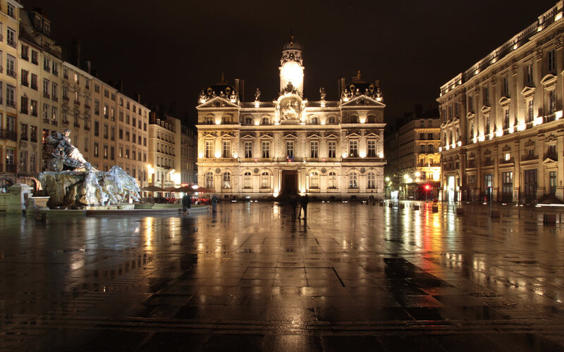 Nighttime view of Place des Terreaux