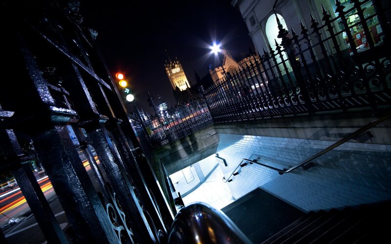 nighttime view of westminster stairs