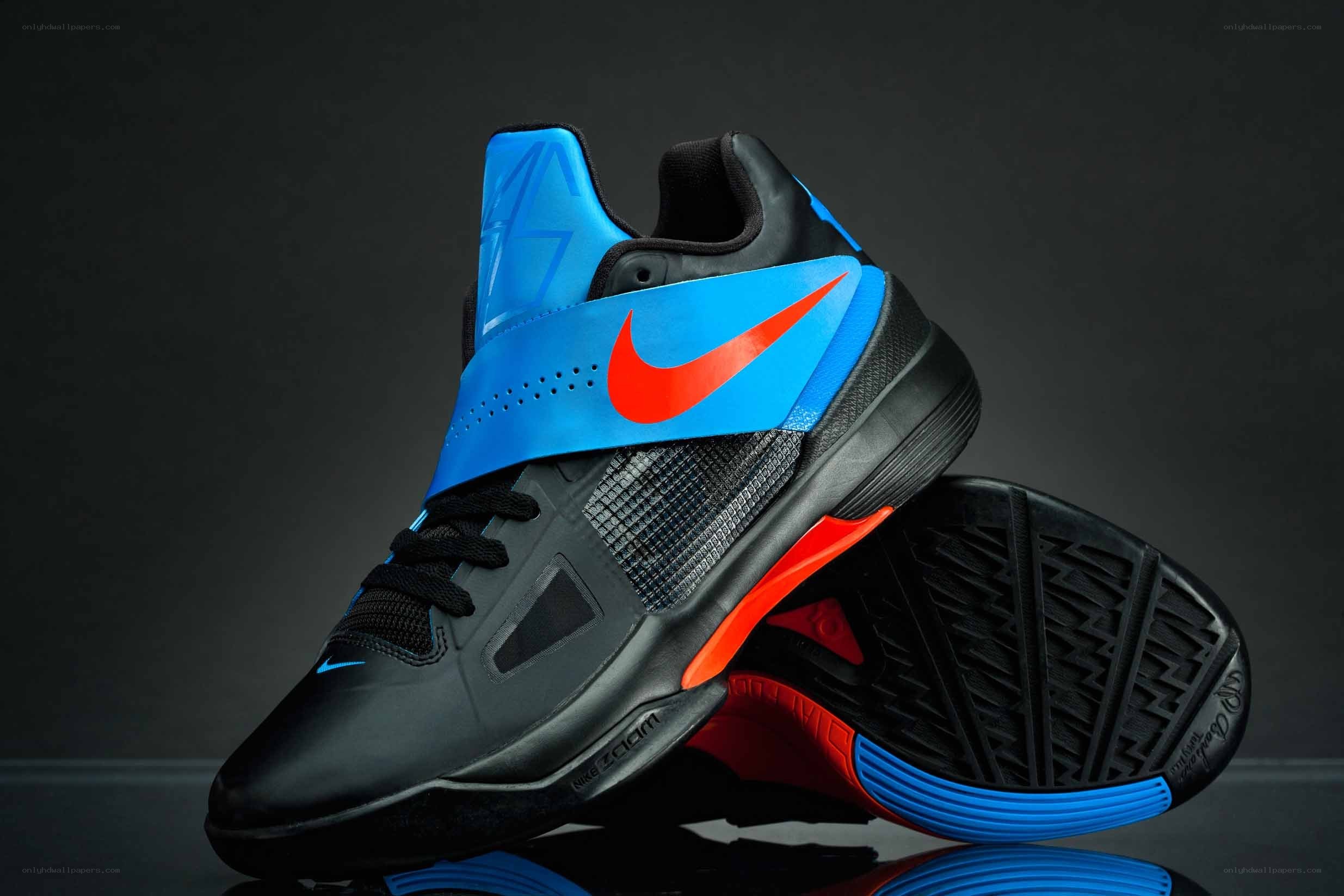 Nike basketball shoe