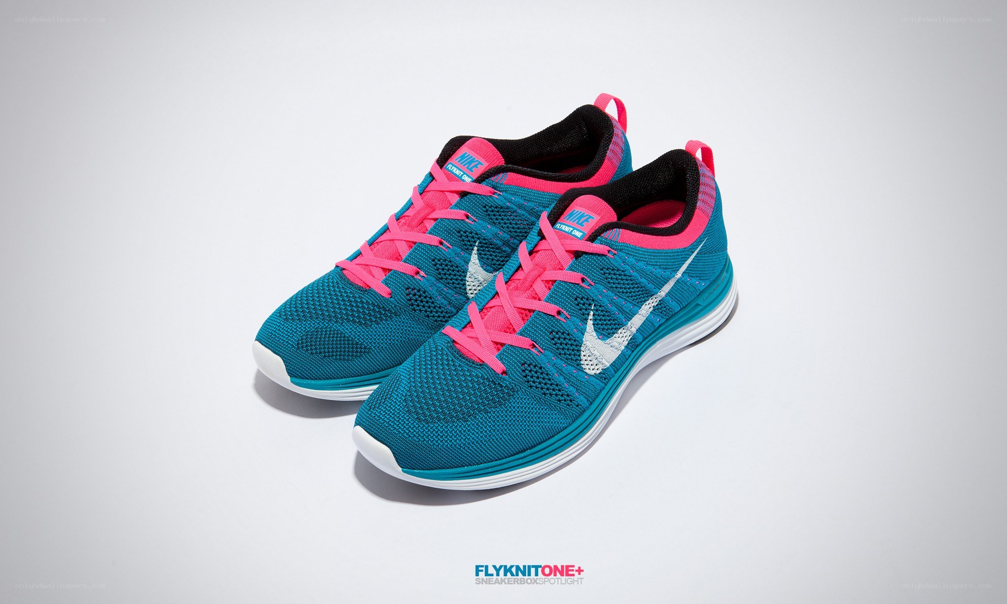 Nike Flyknit One+ sneakers