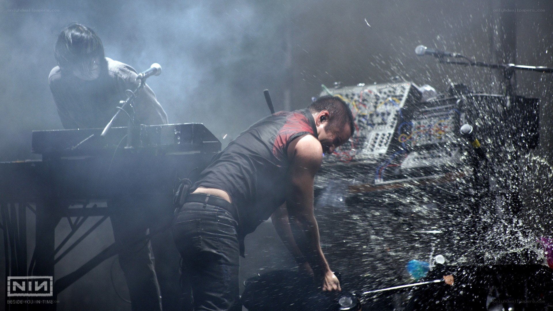 NIN concert performance