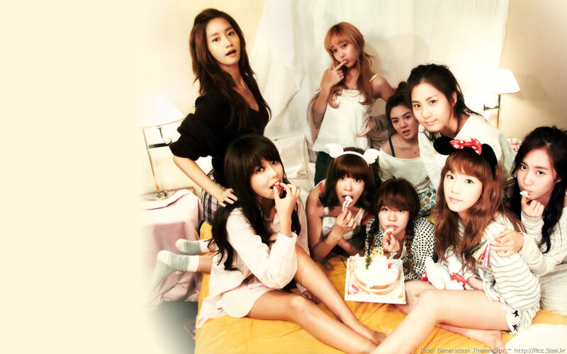 Nine Women on a Bed