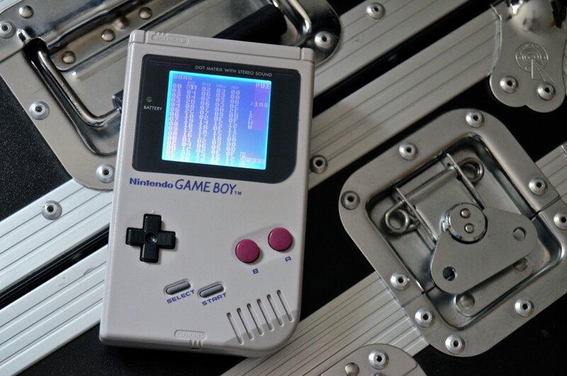 Nintendo Game Boy — Gray, Neutral