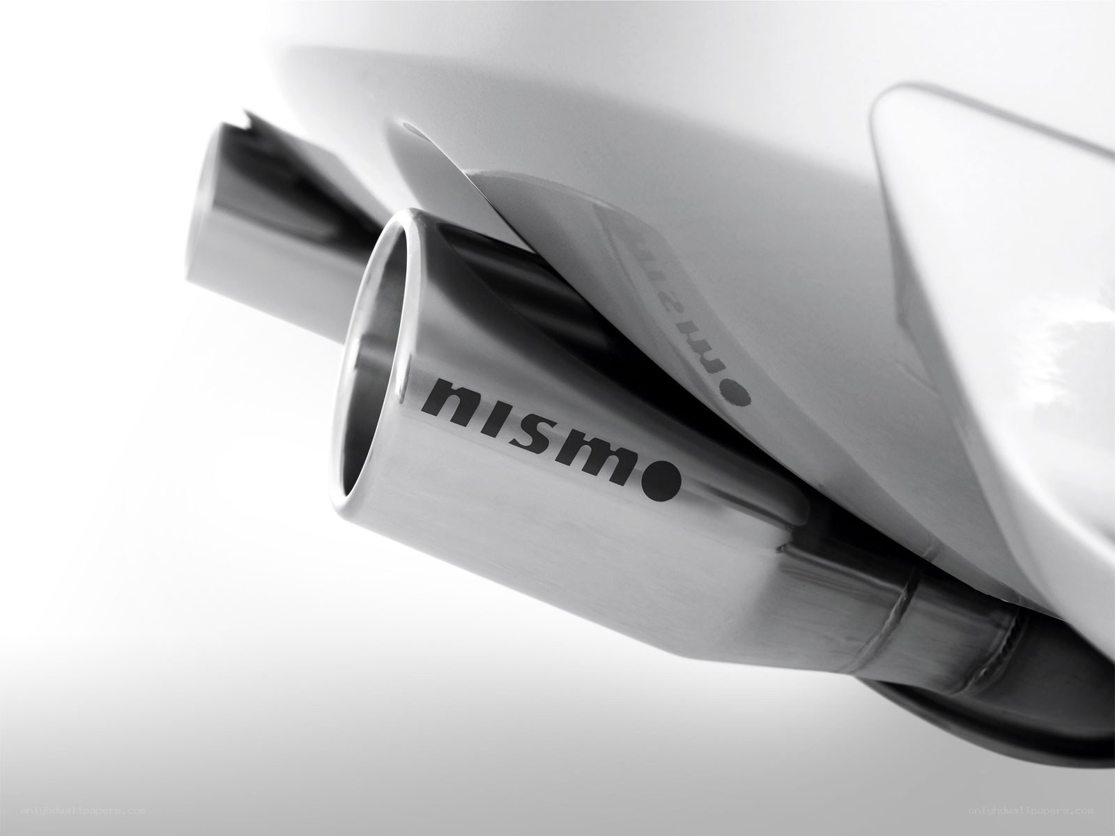 Nismo exhaust system
