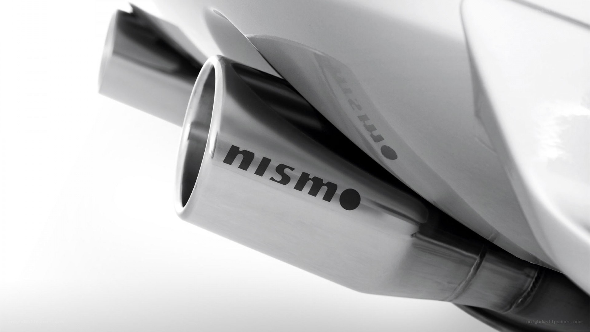 Nismo exhaust system