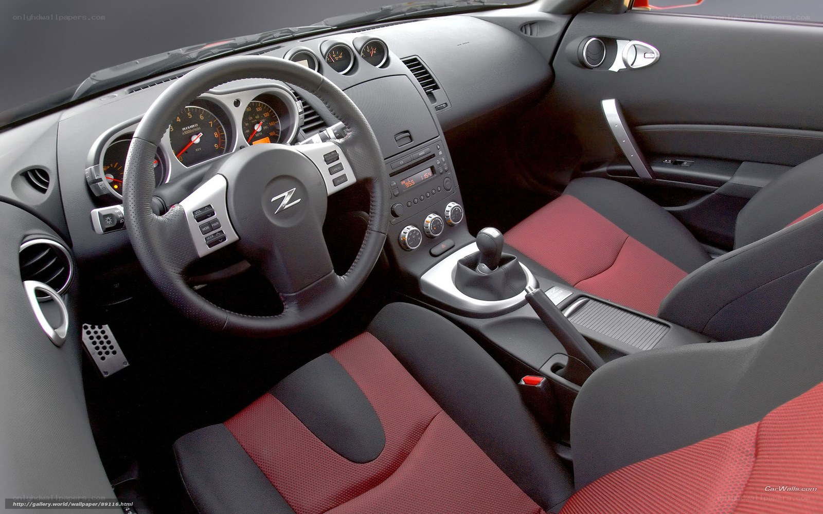 Nissan 350Z interior