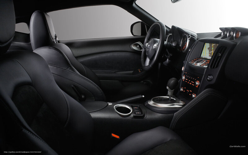Nissan 370Z interior