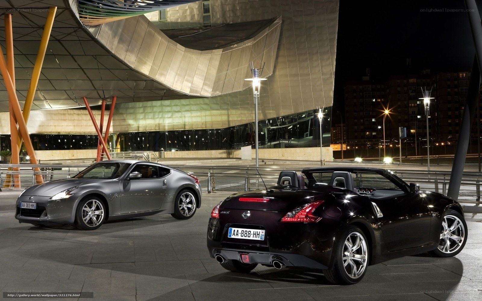 Nissan 370Z sports cars at night