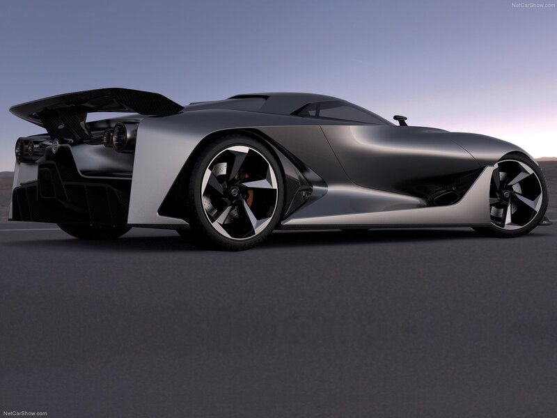 Nissan Concept Car — Gray, Dramatic