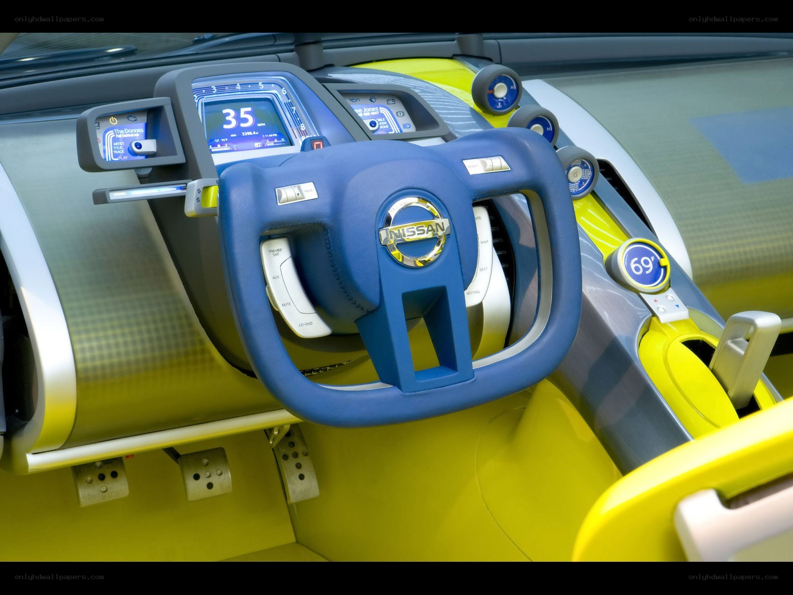 Nissan concept car interior
