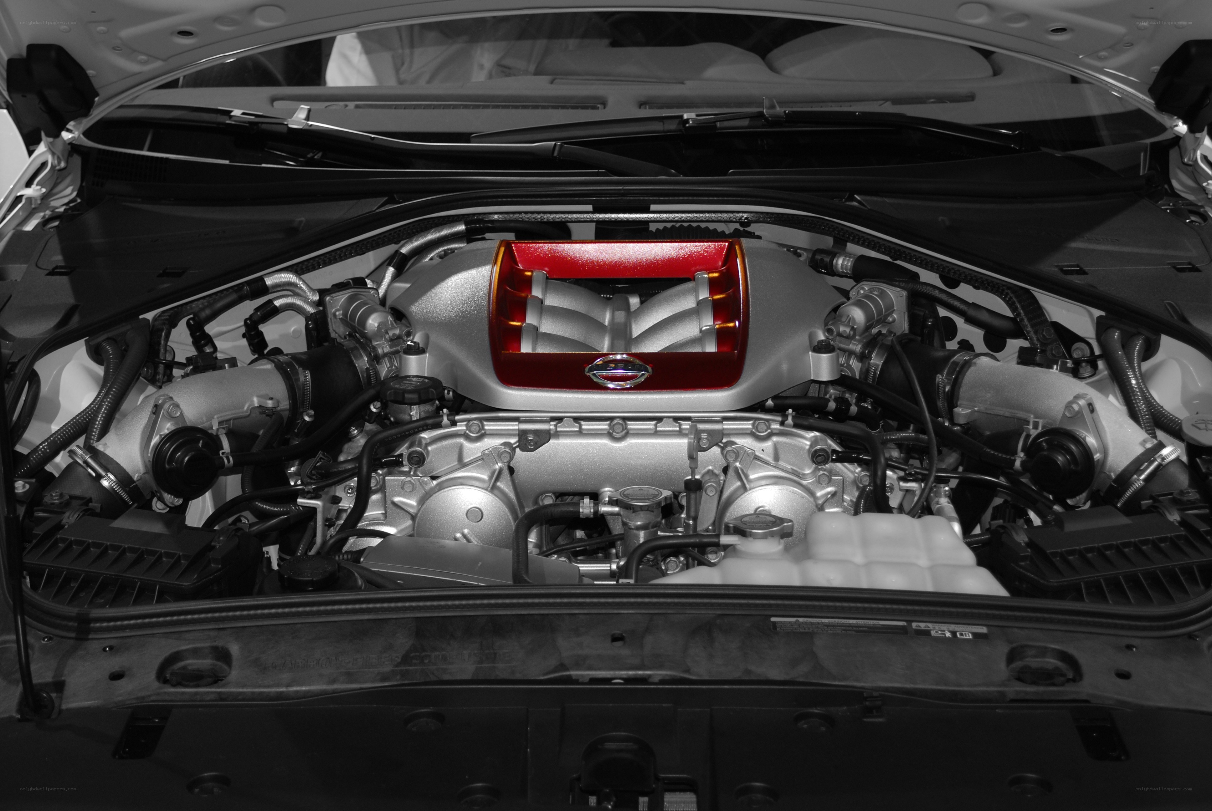 Nissan GT-R engine bay