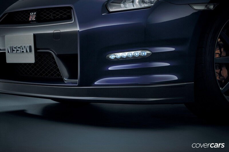 Nissan GT-R front view
