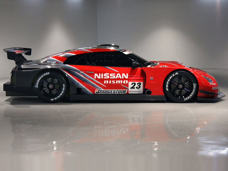 Nissan GT-R Nismo race car