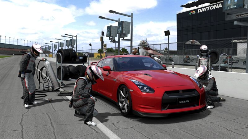 Nissan GT-R pit stop at Daytona