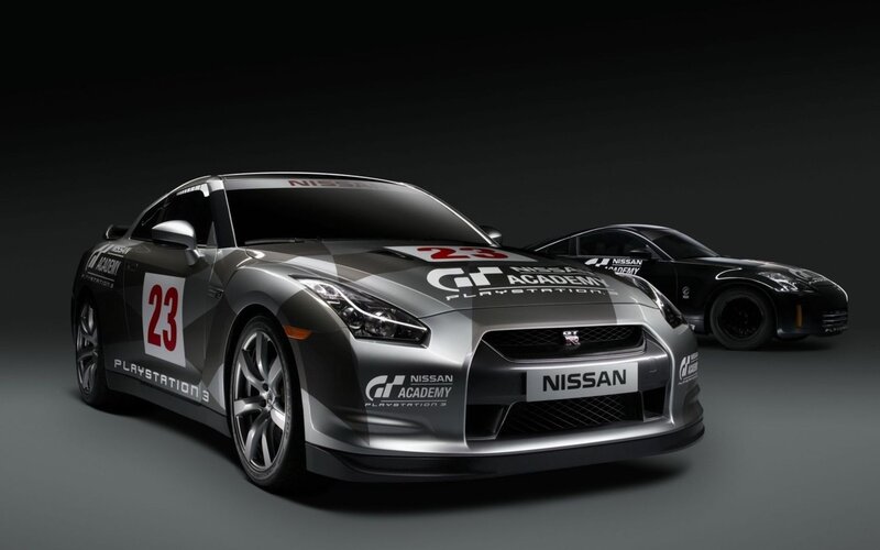 Nissan GT-R Race Cars — Black, Dramatic