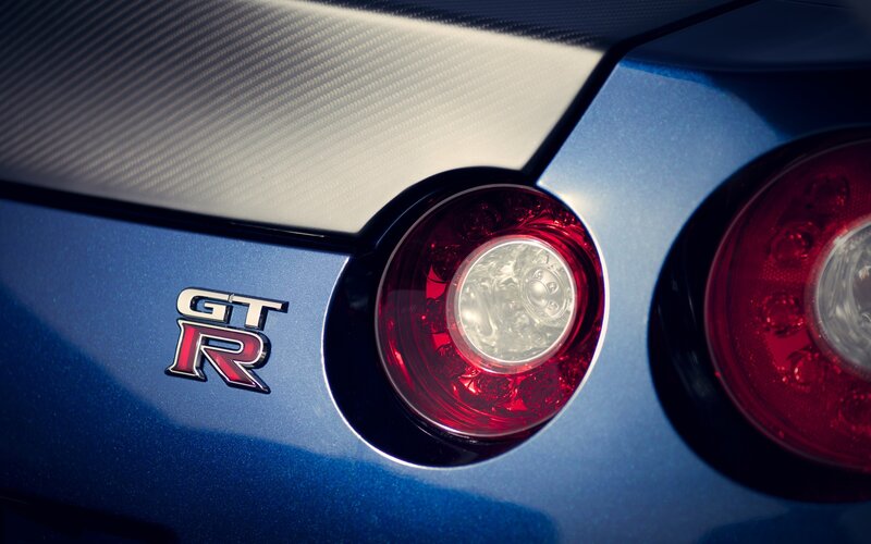 Nissan GT-R Rear — Blue, Dramatic