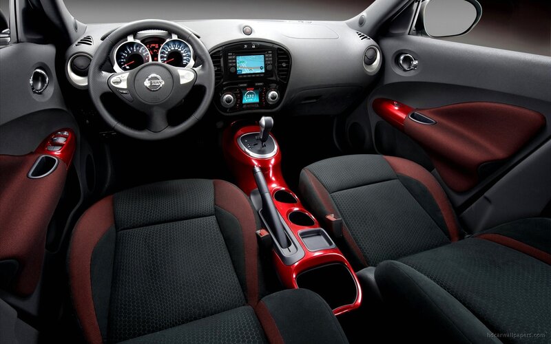 Nissan Juke interior dashboard
