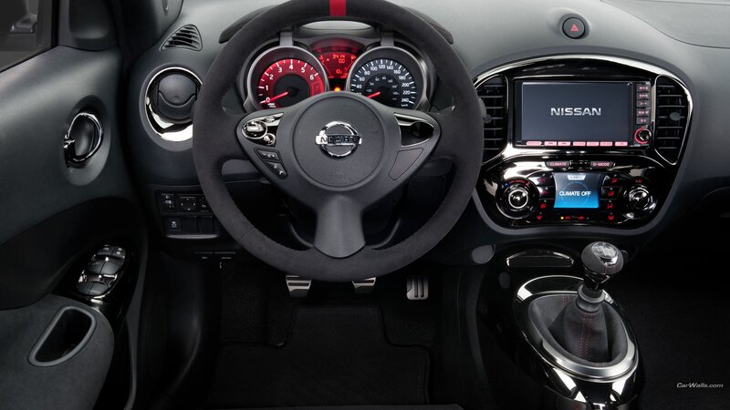 Nissan Juke interior dashboard