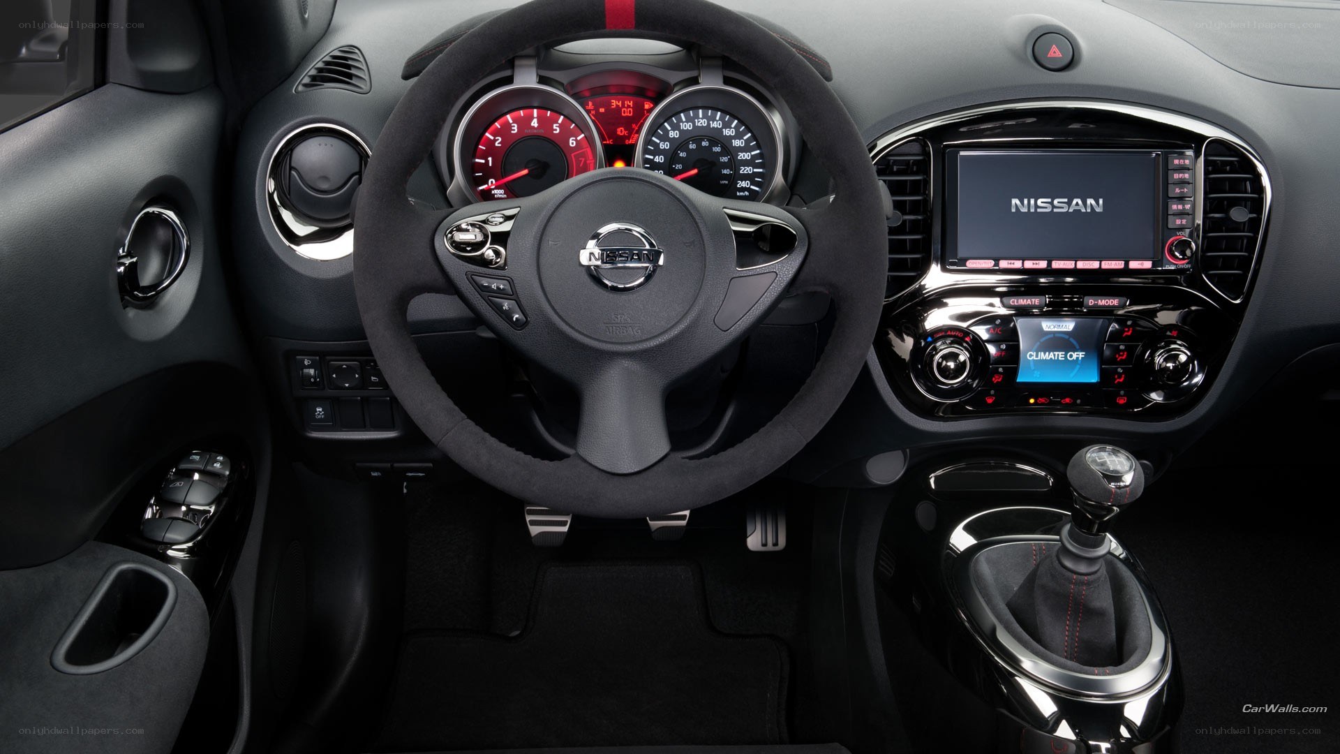 Nissan Juke interior dashboard