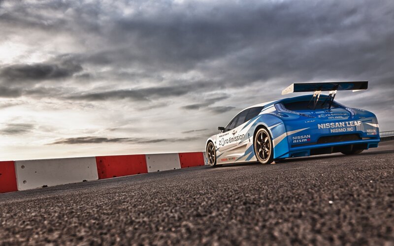 Nissan Leaf Nismo RC on track