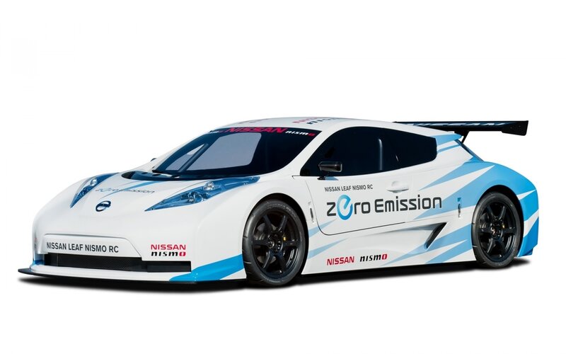 Nissan Leaf Nismo RC Race Car — White, Dynamic