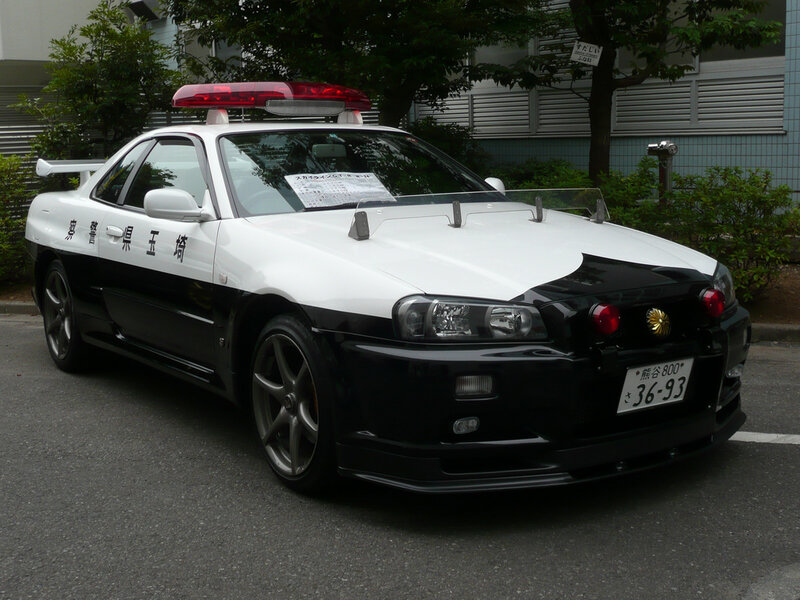 Nissan Skyline police car