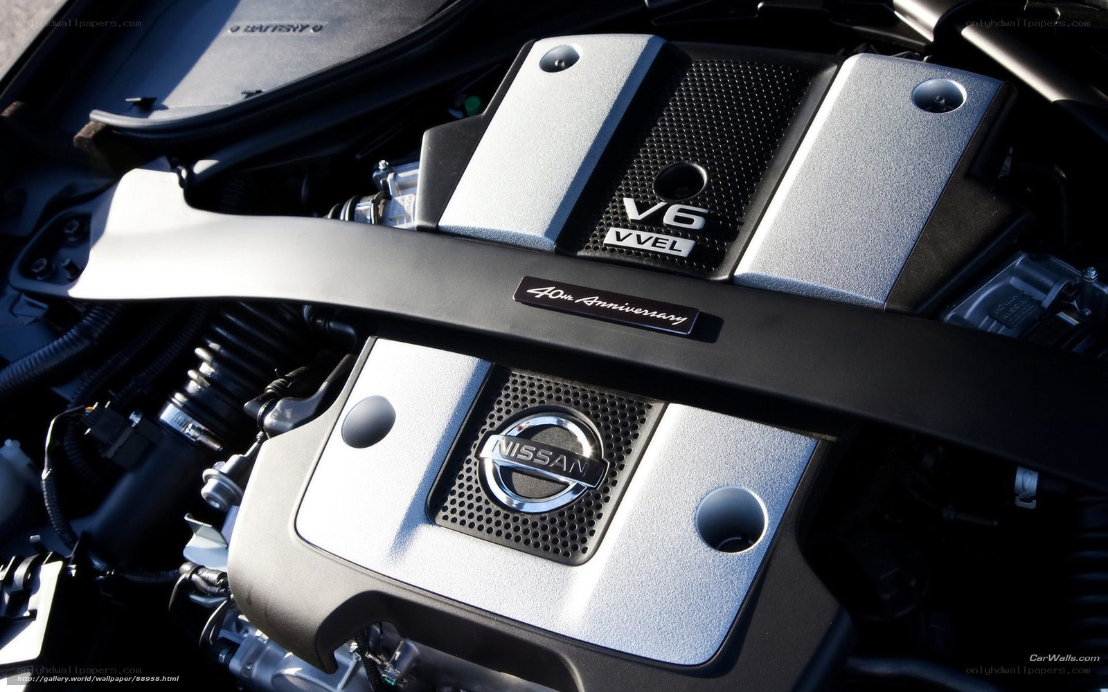 Nissan V6 engine close-up