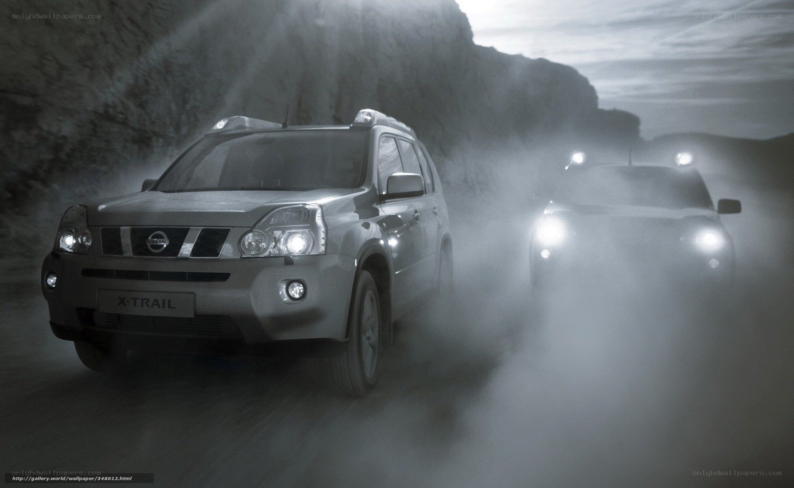 Nissan X-Trail off-road convoy