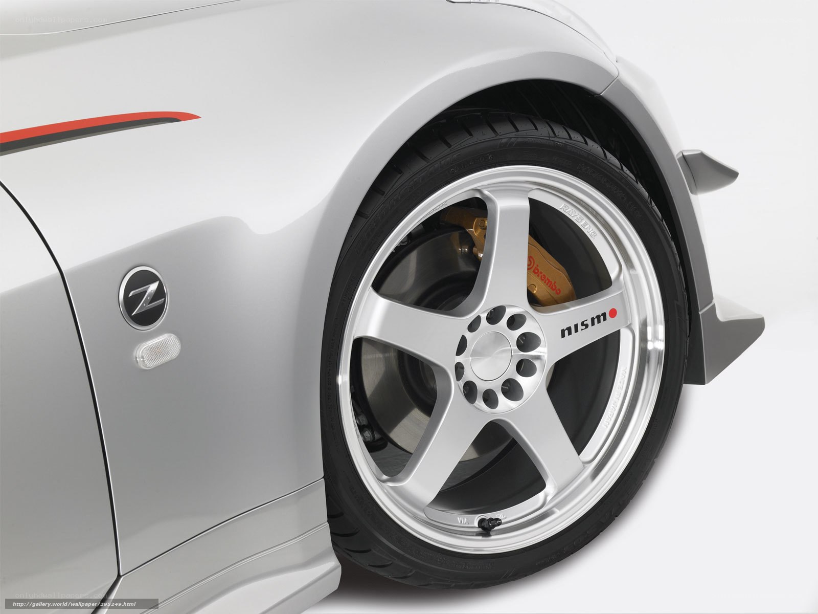 Nissan Z with Nismo wheels