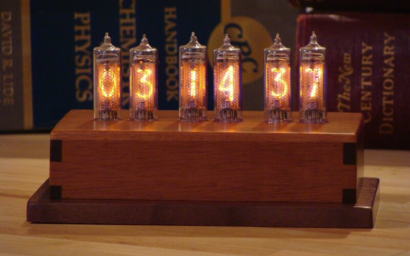 Nixie Tube Clock — Brown