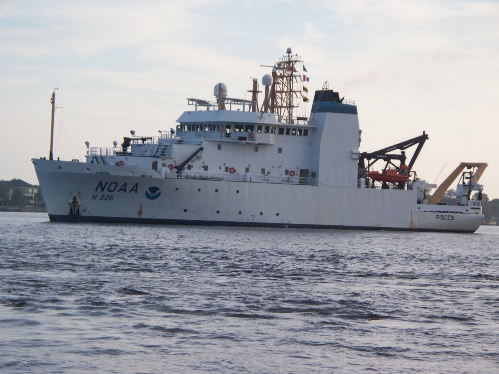 NOAA research vessel Pisces