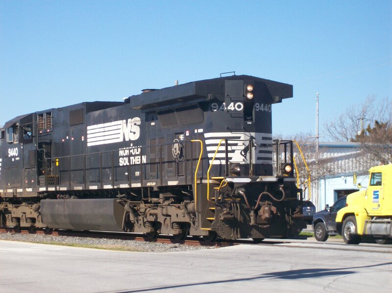 Norfolk Southern Locomotive — Black, Clear