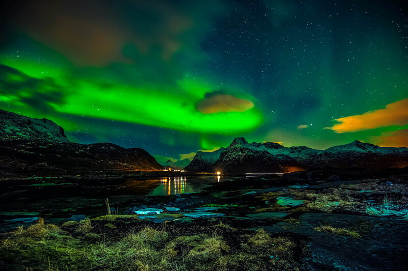 Northern Lights over Mountains — Green, Dramatic