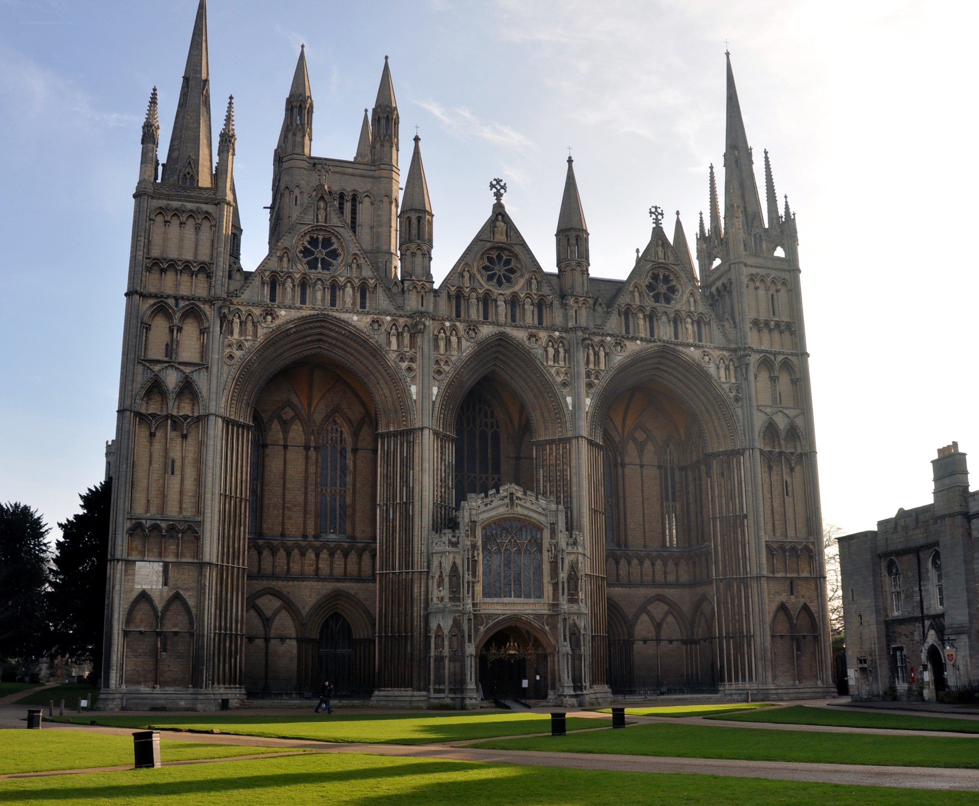 Norwich Cathedral facade