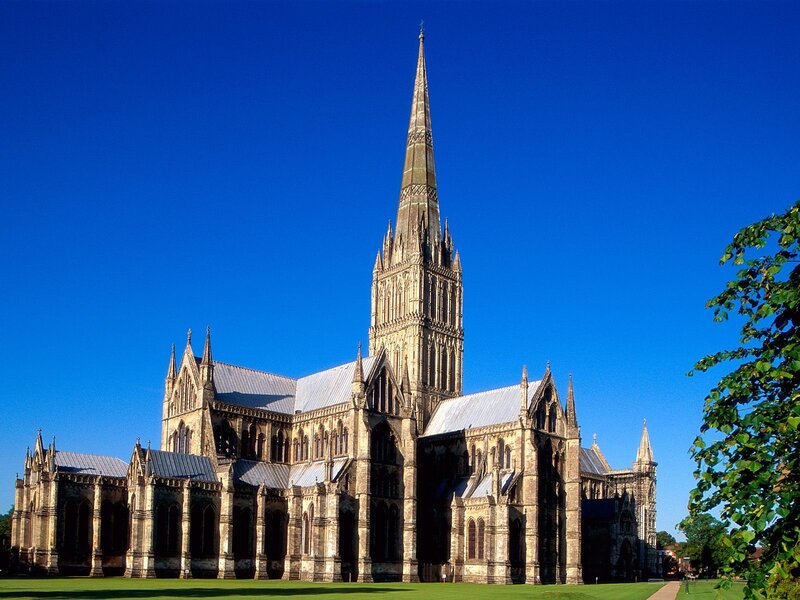 Norwich Cathedral on a sunny day