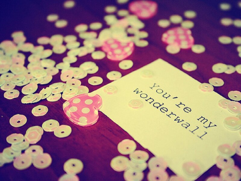 Note with Confetti