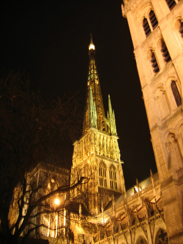 Notre-Dame Cathedral at night