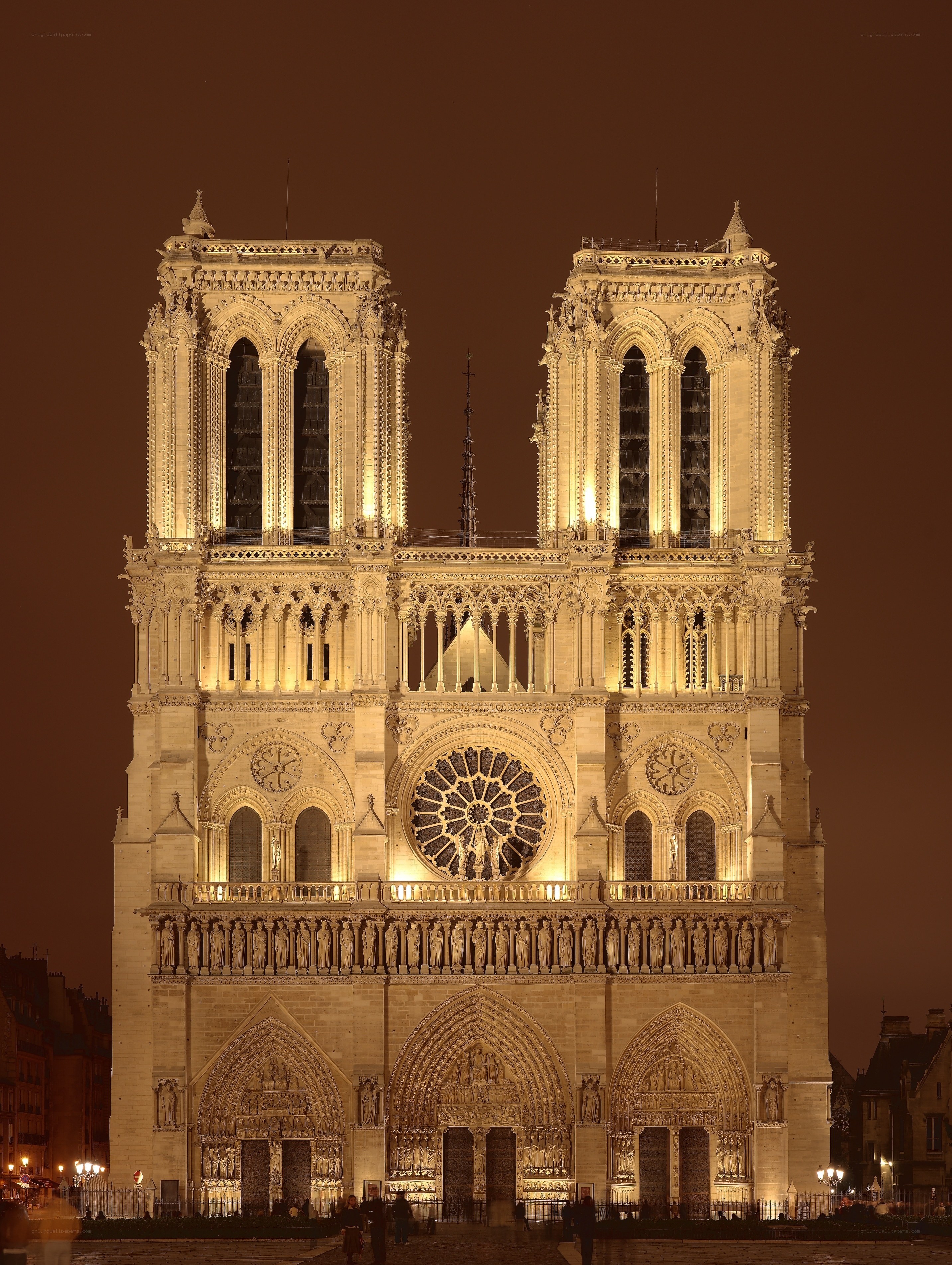Notre-Dame Cathedral at night