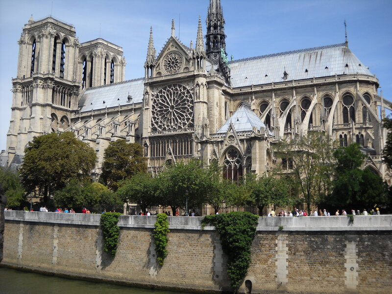 Notre-Dame Cathedral — Gray, Serene