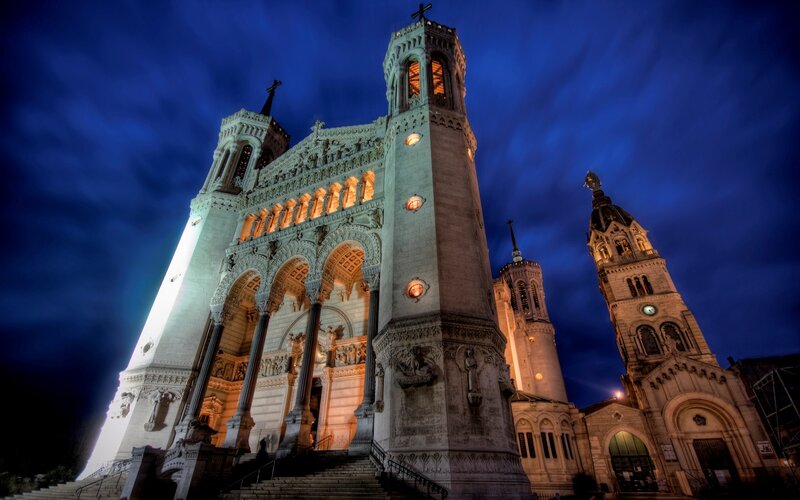 Notre-Dame De Fourvière — Blue