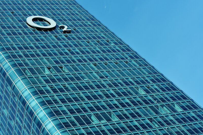 O2 building facade